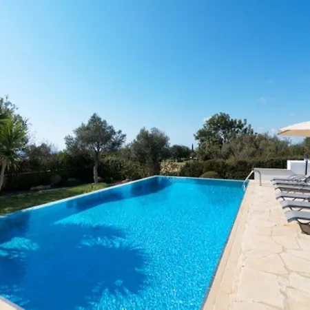 “imagine Renting This Luxury With Golf Course Views″ - Lefkara فيلة *