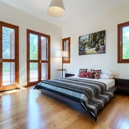“imagine Renting This Luxury With Golf Course Views″ - Lefkara فيلة *