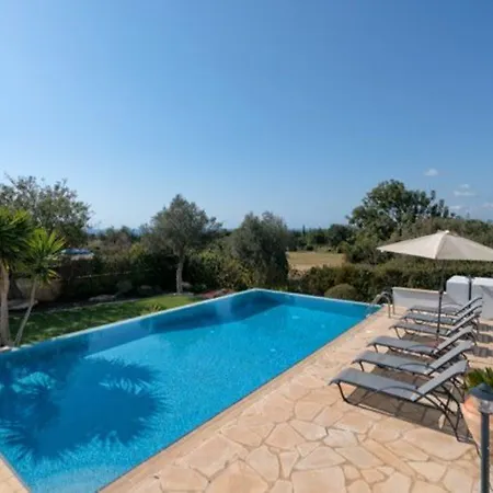 “imagine Renting This Luxury With Golf Course Views″ - Lefkara *