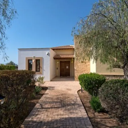 فيلة “imagine Renting This Luxury With Golf Course Views″ - Lefkara كوكليا